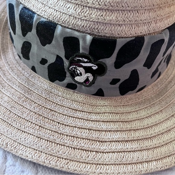 DISNEY PARKS ANIMAL KINGDOM MINNIE‎ STRAW HAT - Picture 1 of 5